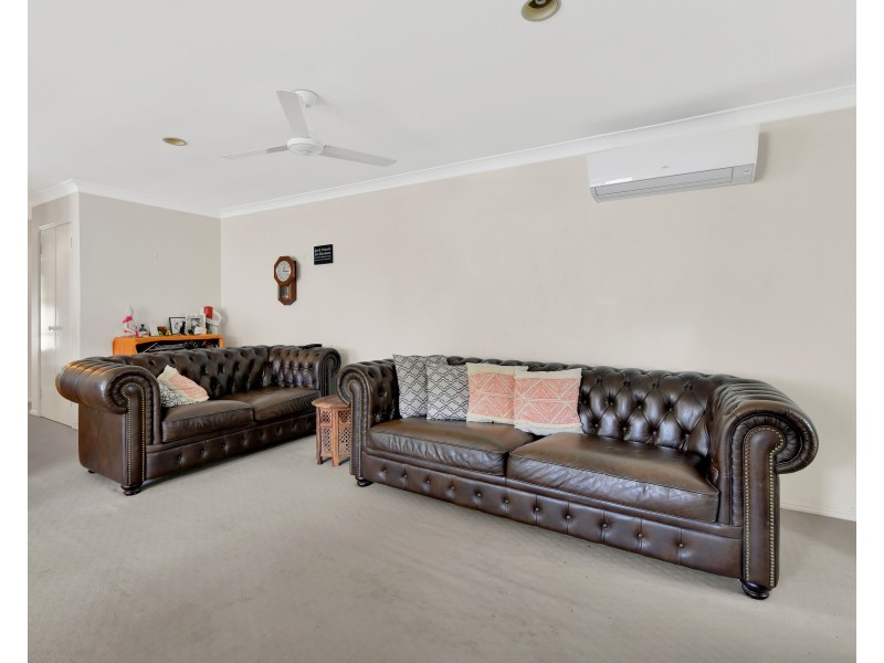 8/241 Horizon Drive, Westlake QLD 4074