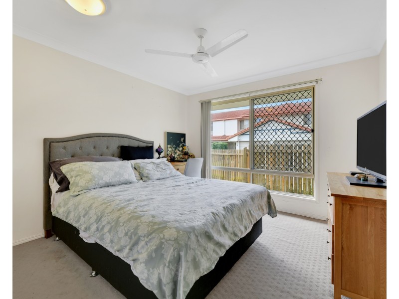 8/241 Horizon Drive, Westlake QLD 4074