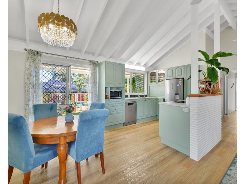 11 Narran Street, Riverhills QLD 4074