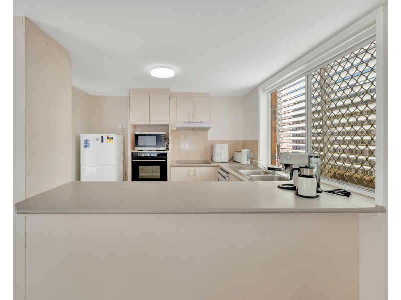 15 Hounslow Way, Seventeen Mile Rocks QLD 4073