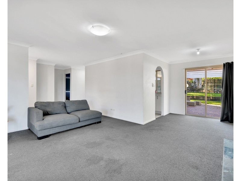 Durack QLD 4077