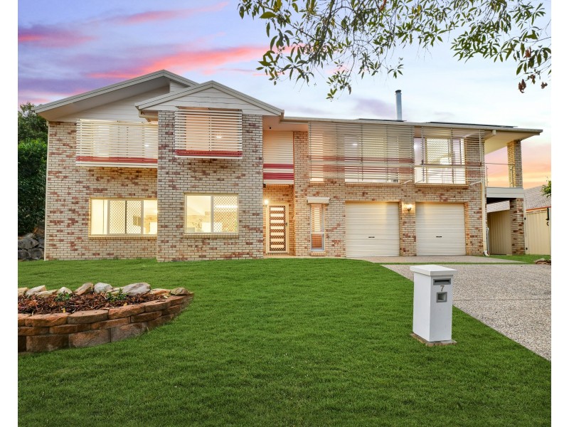 7 Harold Close, Sinnamon Park QLD 4073