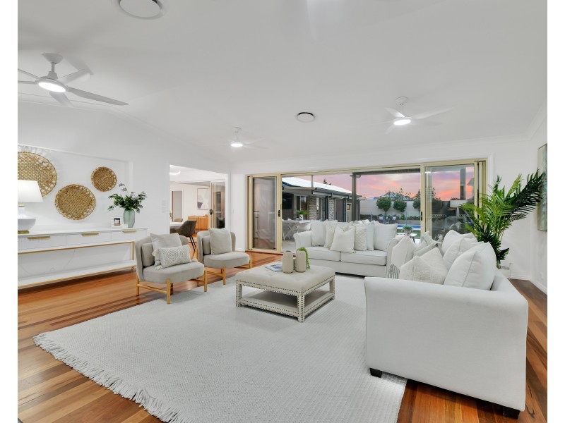 7 Harold Close, Sinnamon Park QLD 4073