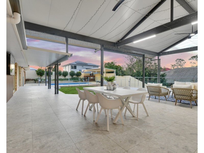 7 Harold Close, Sinnamon Park QLD 4073