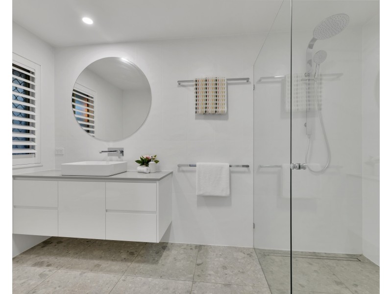 7 Harold Close, Sinnamon Park QLD 4073