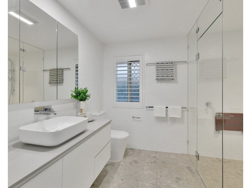 7 Harold Close, Sinnamon Park QLD 4073