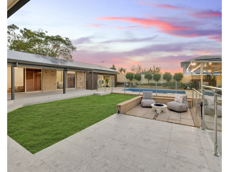 7 Harold Close, Sinnamon Park QLD 4073