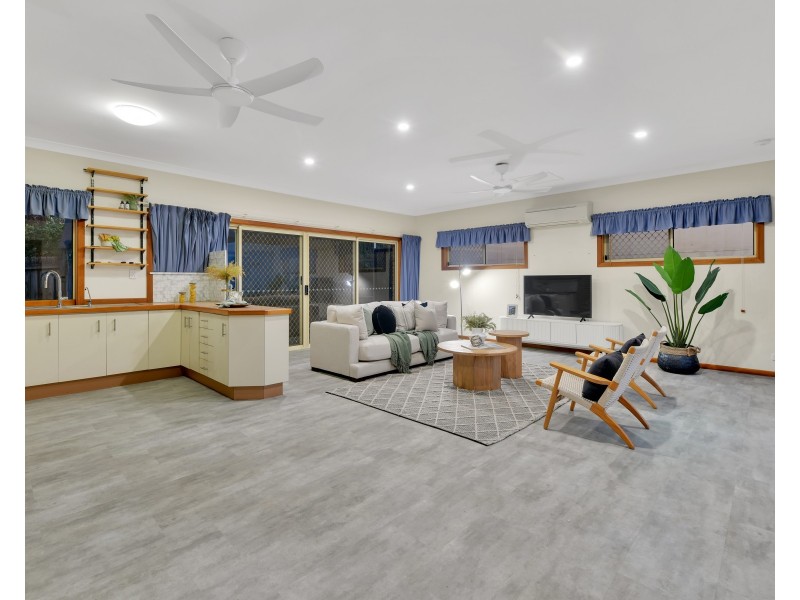 7 Harold Close, Sinnamon Park QLD 4073