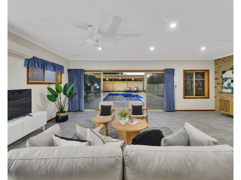 7 Harold Close, Sinnamon Park QLD 4073