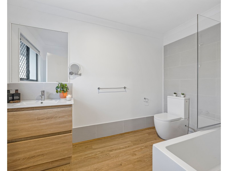 7/250 Sumners Road, Riverhills QLD 4074