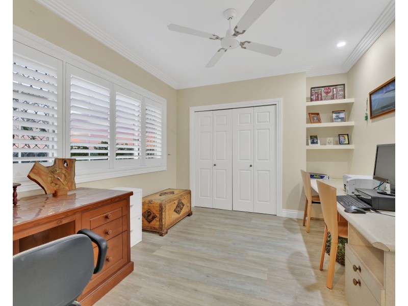 38 Renoir Cr, Forest Lake QLD 4078