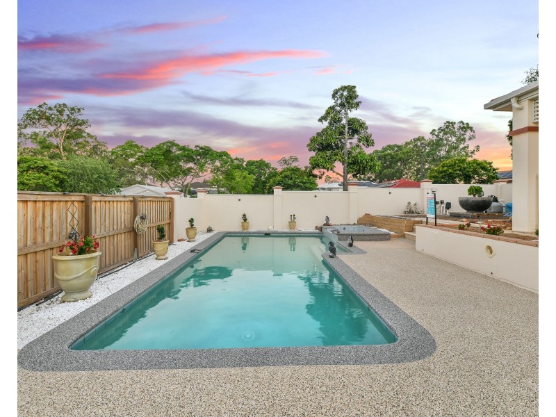 38 Renoir Cr, Forest Lake QLD 4078