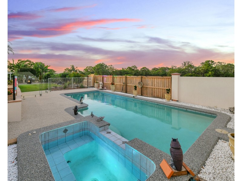 38 Renoir Cr, Forest Lake QLD 4078