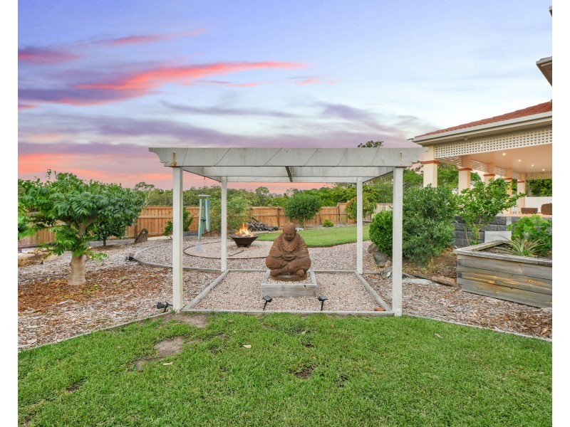 38 Renoir Cr, Forest Lake QLD 4078