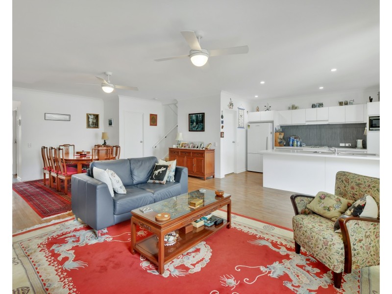 3/5 Central Avenue, Mount Ommaney QLD 4074