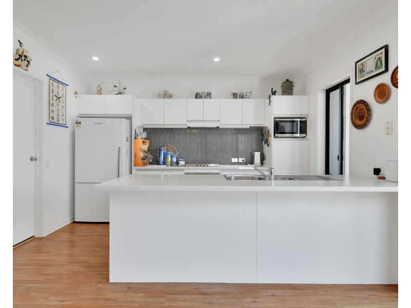 3/5 Central Avenue, Mount Ommaney QLD 4074