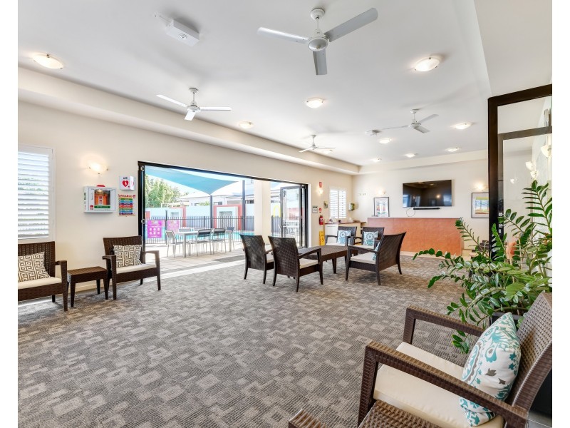 3/5 Central Avenue, Mount Ommaney QLD 4074