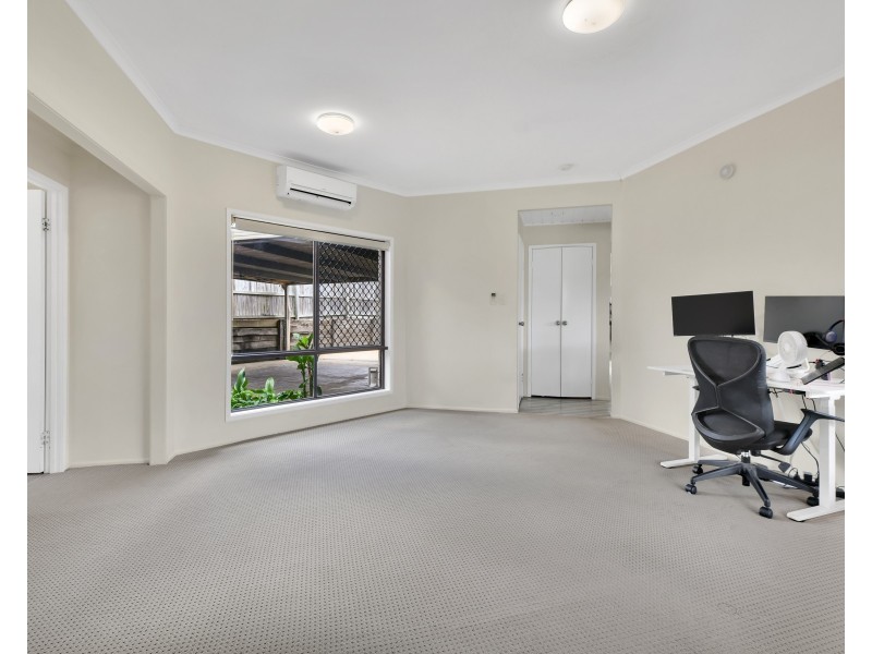 36 Prosser Street, Riverhills QLD 4074