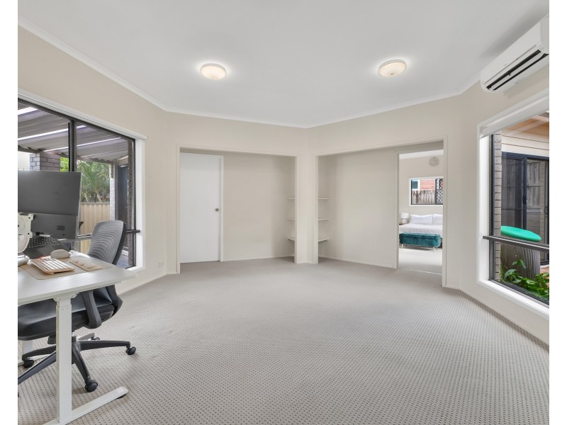 36 Prosser Street, Riverhills QLD 4074