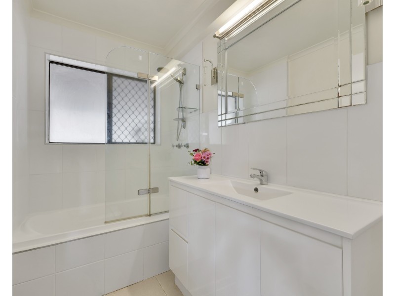 36 Prosser Street, Riverhills QLD 4074