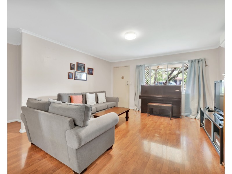 76 Dandenong Road, Jamboree Heights QLD 4074