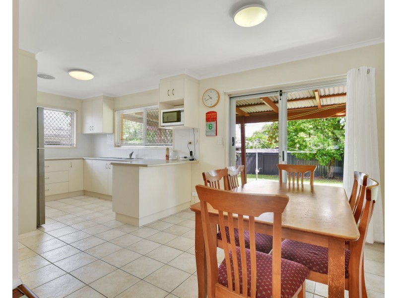 76 Dandenong Road, Jamboree Heights QLD 4074