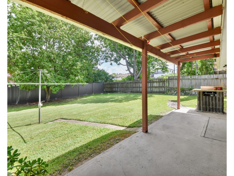 76 Dandenong Road, Jamboree Heights QLD 4074