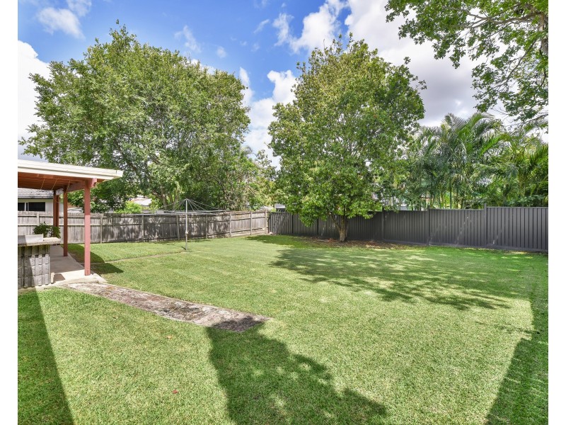 76 Dandenong Road, Jamboree Heights QLD 4074