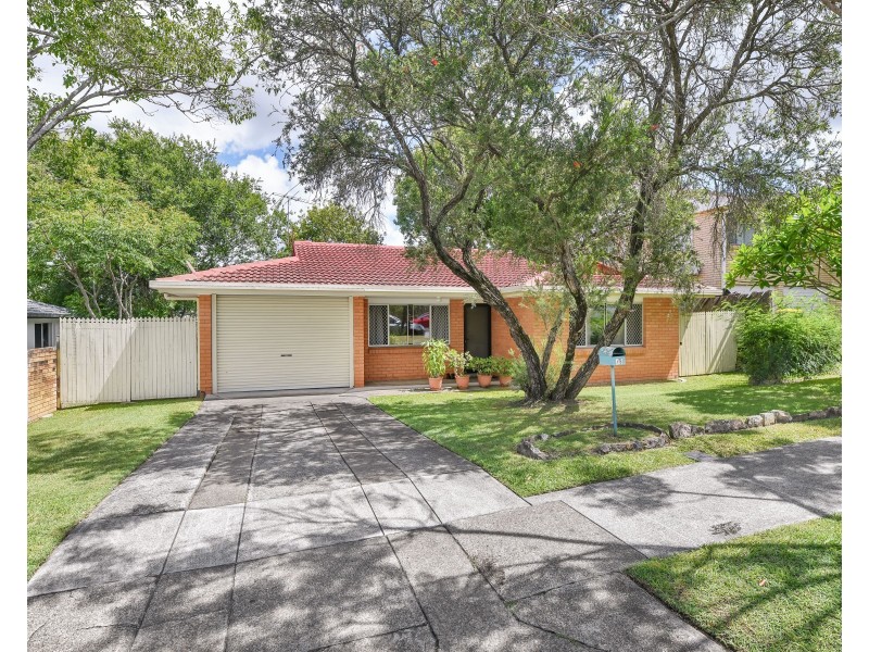 76 Dandenong Road, Jamboree Heights QLD 4074