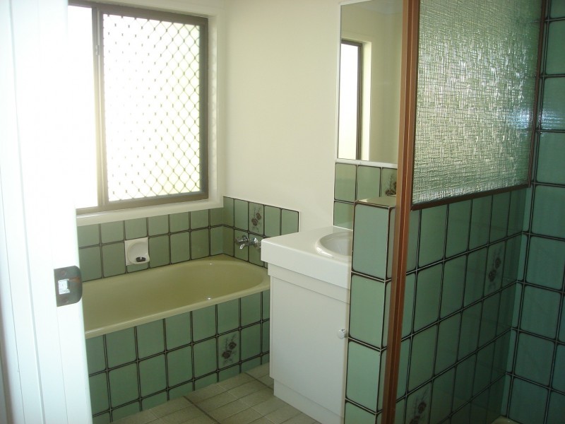 Jindalee QLD 4074