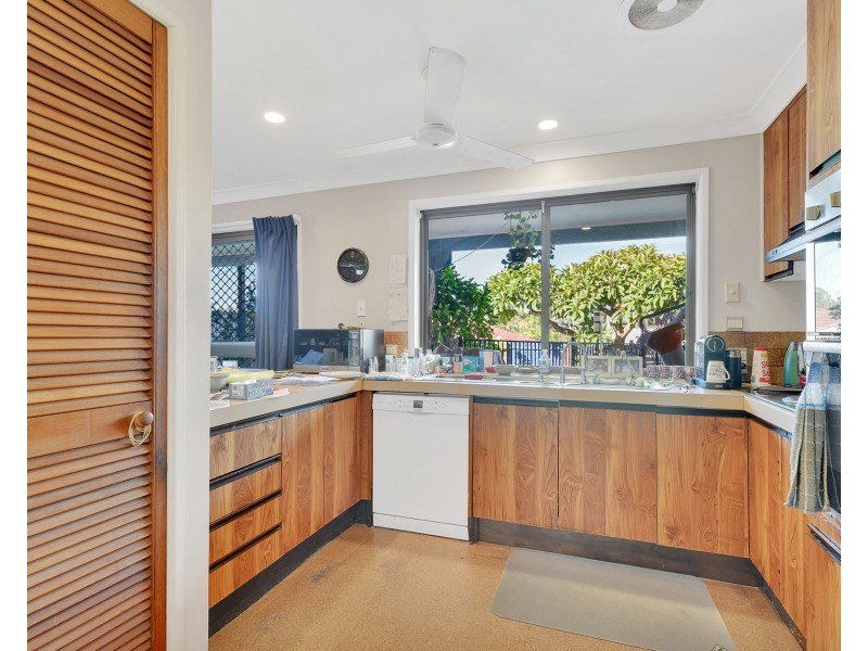 98 Colonsay Street, Middle Park QLD 4074