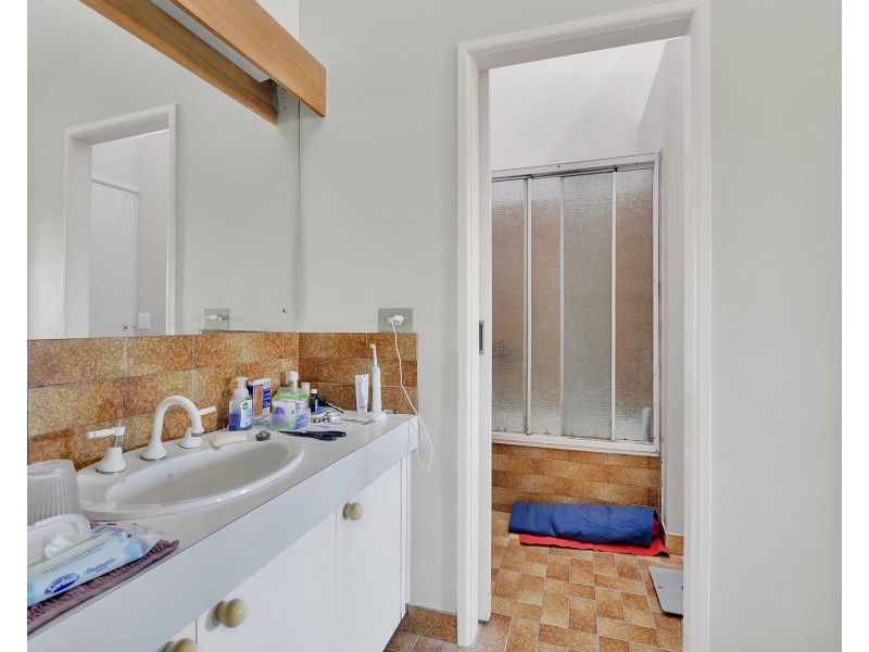 98 Colonsay Street, Middle Park QLD 4074