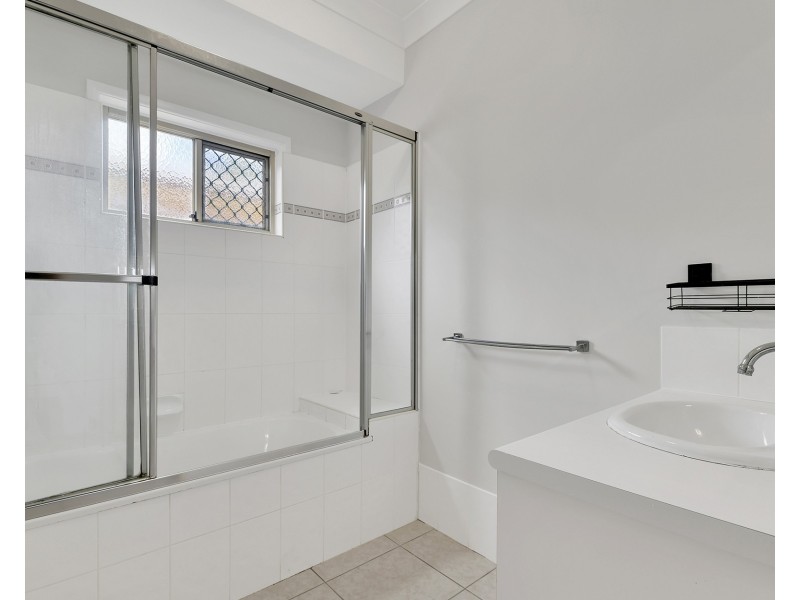 24 Harrison Crescent, Forest Lake QLD 4078