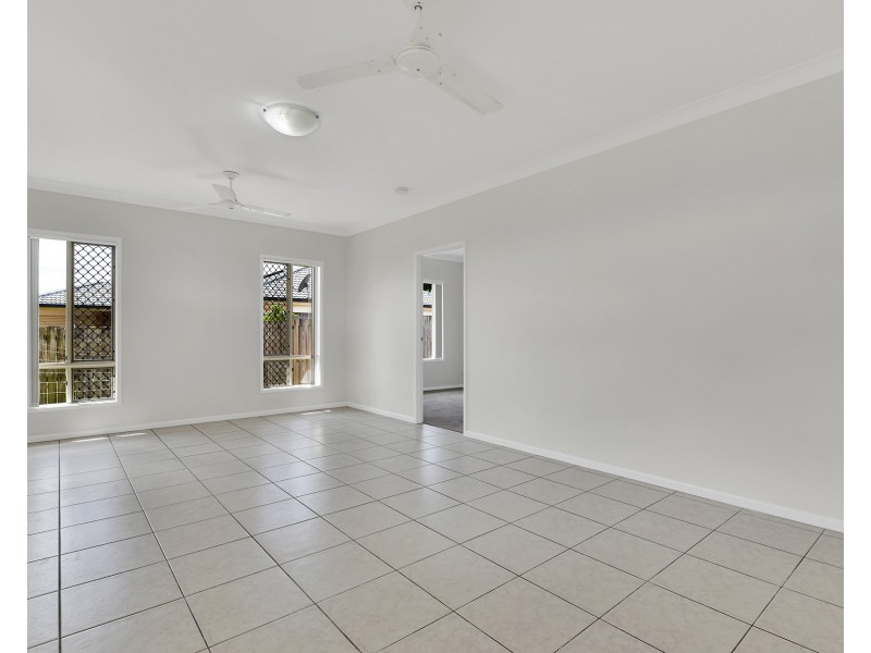 24 Harrison Crescent, Forest Lake QLD 4078