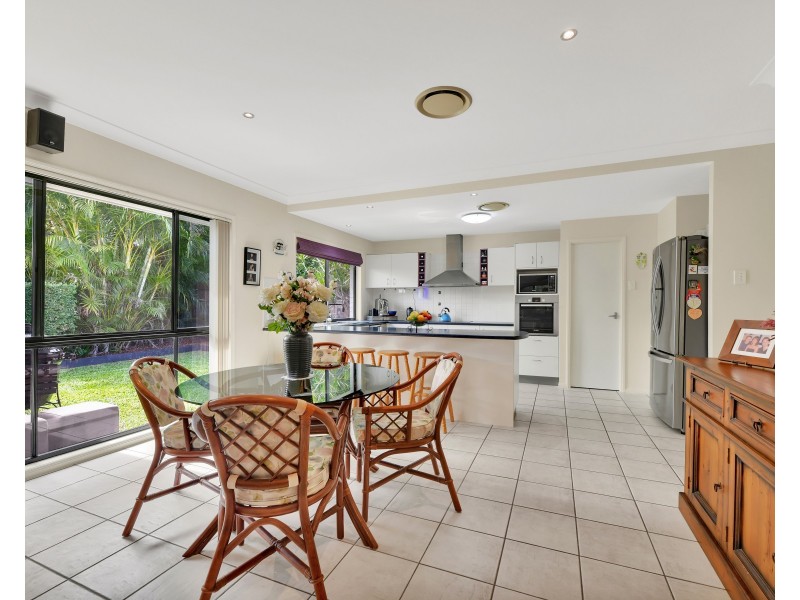 7 Brookeside Crescent, Seventeen Mile Rocks QLD 4073