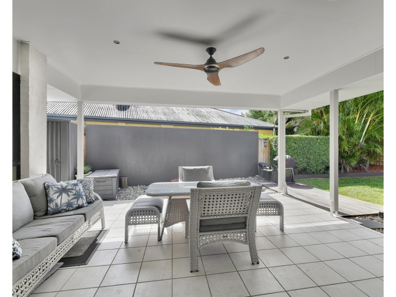 7 Brookeside Crescent, Seventeen Mile Rocks QLD 4073