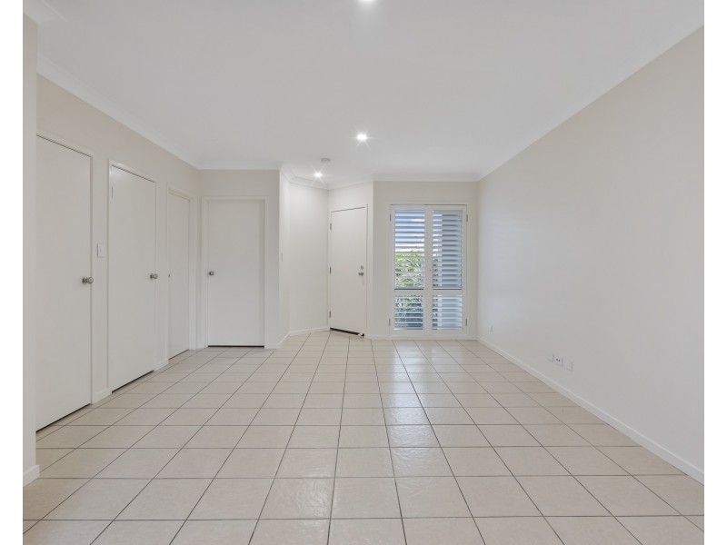 4/35 Central Avenue, Mount Ommaney QLD 4074