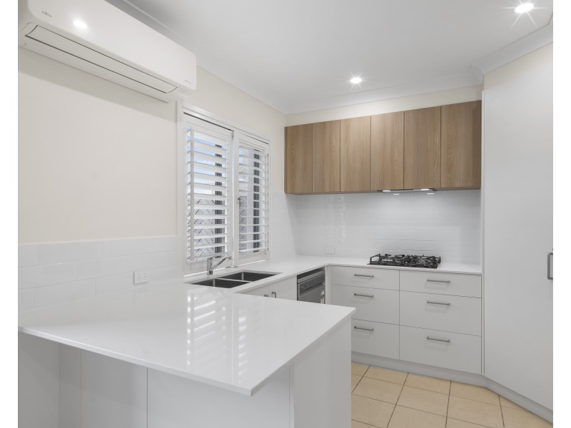 4/35 Central Avenue, Mount Ommaney QLD 4074