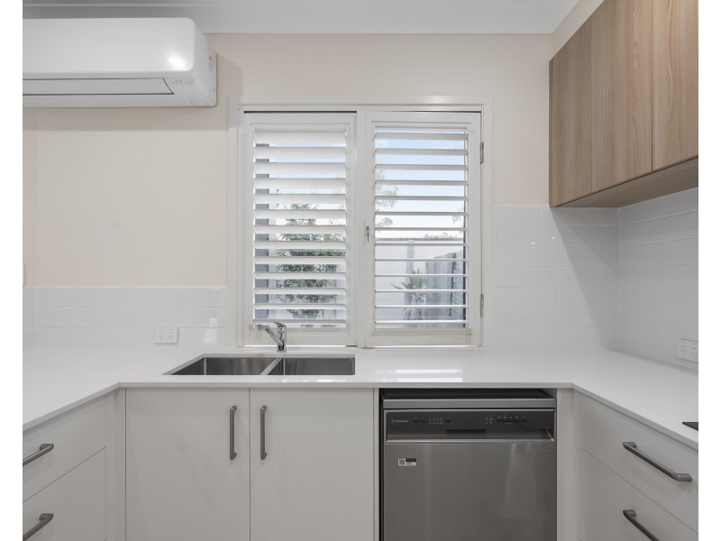 4/35 Central Avenue, Mount Ommaney QLD 4074