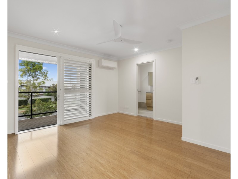 4/35 Central Avenue, Mount Ommaney QLD 4074