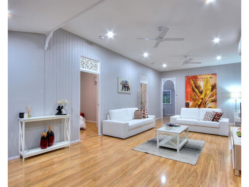 12 Waterford Road, Gailes QLD 4300