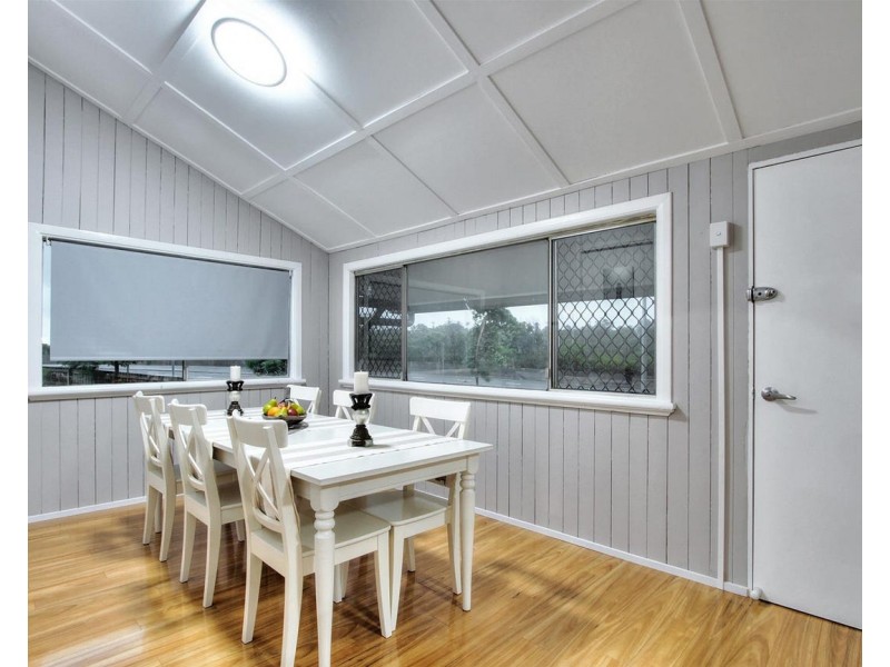 12 Waterford Road, Gailes QLD 4300
