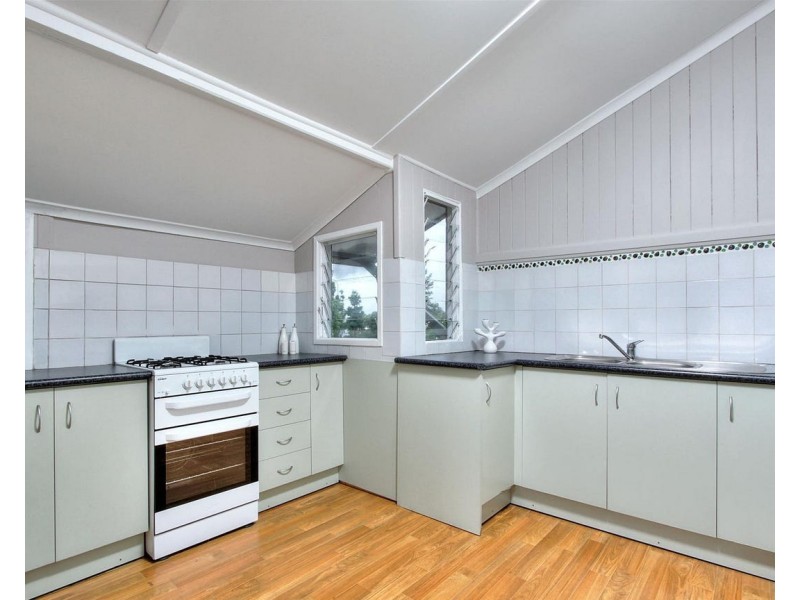 12 Waterford Road, Gailes QLD 4300