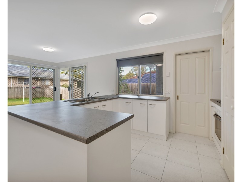 7 Yale Circuit, Forest Lake QLD 4078