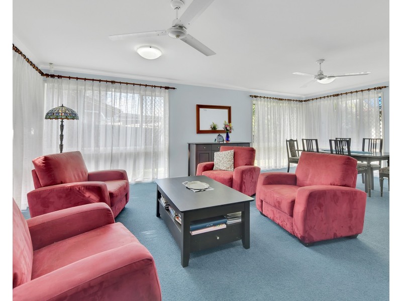 16 Lalina Street, Middle Park QLD 4074