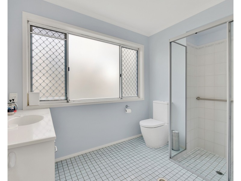 16 Lalina Street, Middle Park QLD 4074