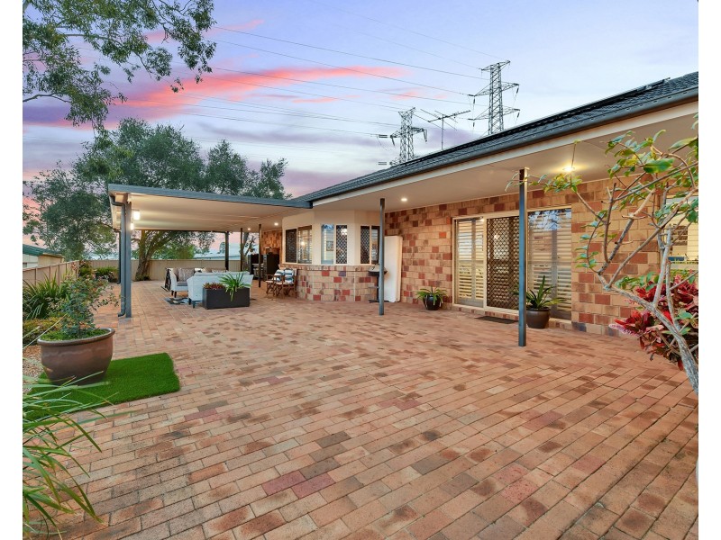 12 Leopard Tree Crescent, Sinnamon Park QLD 4073