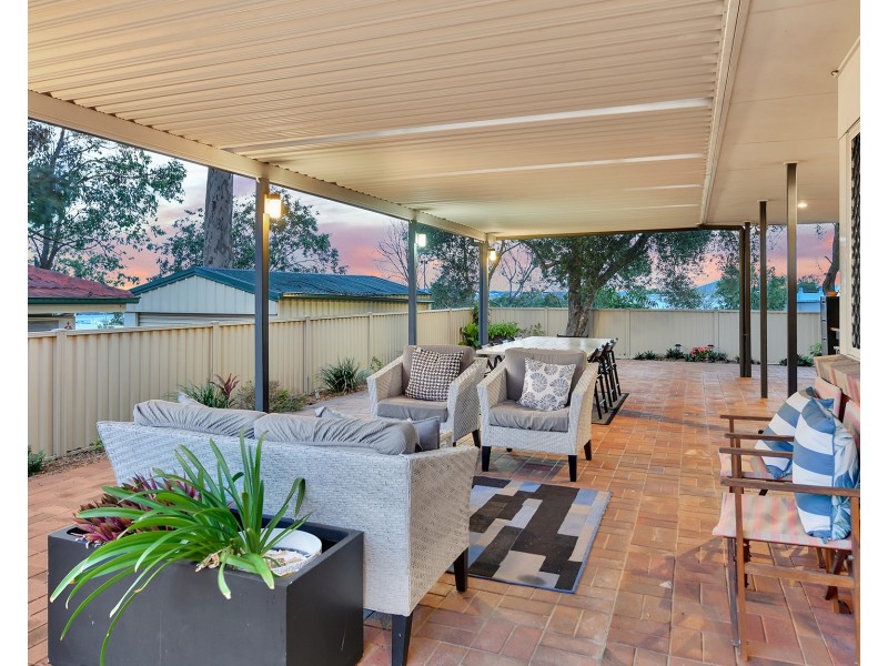 12 Leopard Tree Crescent, Sinnamon Park QLD 4073