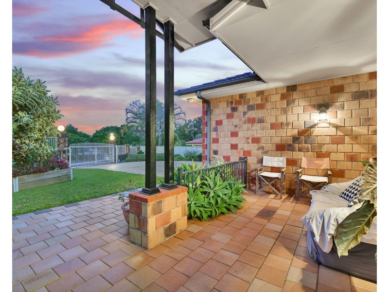 12 Leopard Tree Crescent, Sinnamon Park QLD 4073