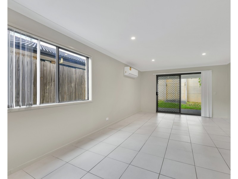 7 Essington Mews, Leichhardt QLD 4305